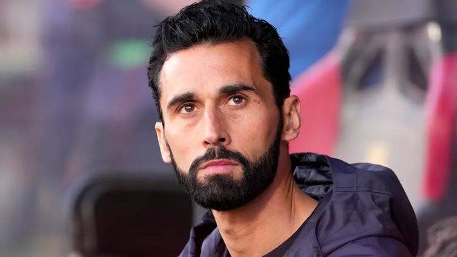 耻辱一败!皇马两大顶流彻底隐身,高薪巨星空有虚名难堪大任